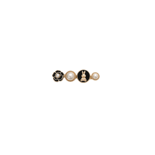 Pearl bunny charm hair clip